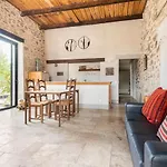וילה Charming In The Countryside With Swimmingpool *