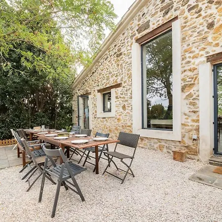 Charming In The Countryside With Swimmingpool *